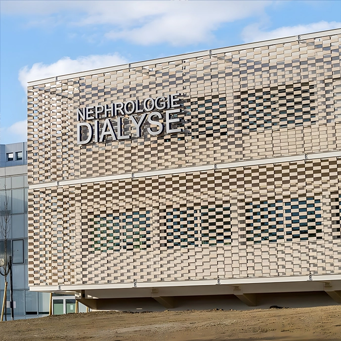 DIALYSIS CENTER – TOULOUSE 01